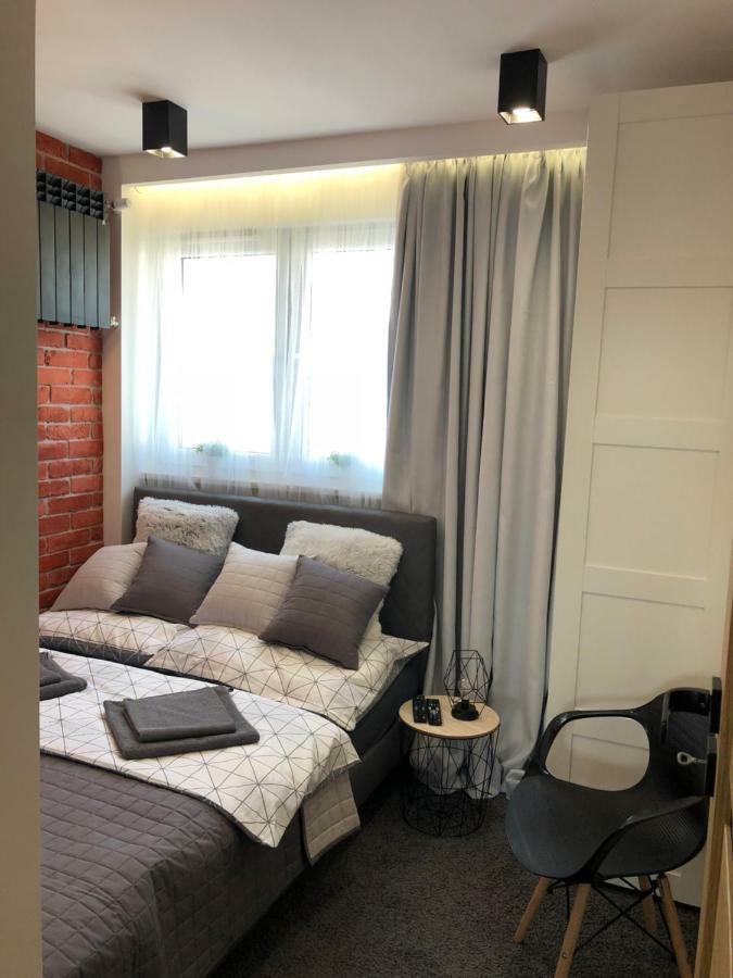 Family & Business Sauna Rynek Centrum Downtown - 2 Bedroom With Private Sauna, Balcony, Parking Apartament Kielce