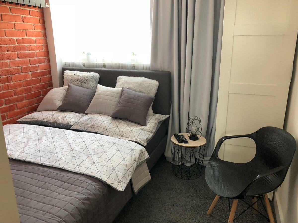 Apartament Family & Business Sauna Rynek Centrum Downtown - 2 Bedroom With Private Sauna, Balcony, Parking Kielce