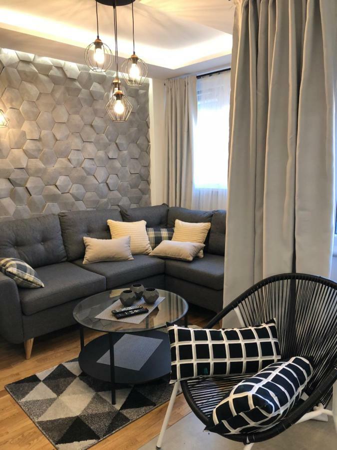 Apartament Family & Business Sauna Rynek Centrum Downtown - 2 Bedroom With Private Sauna, Balcony, Parking
