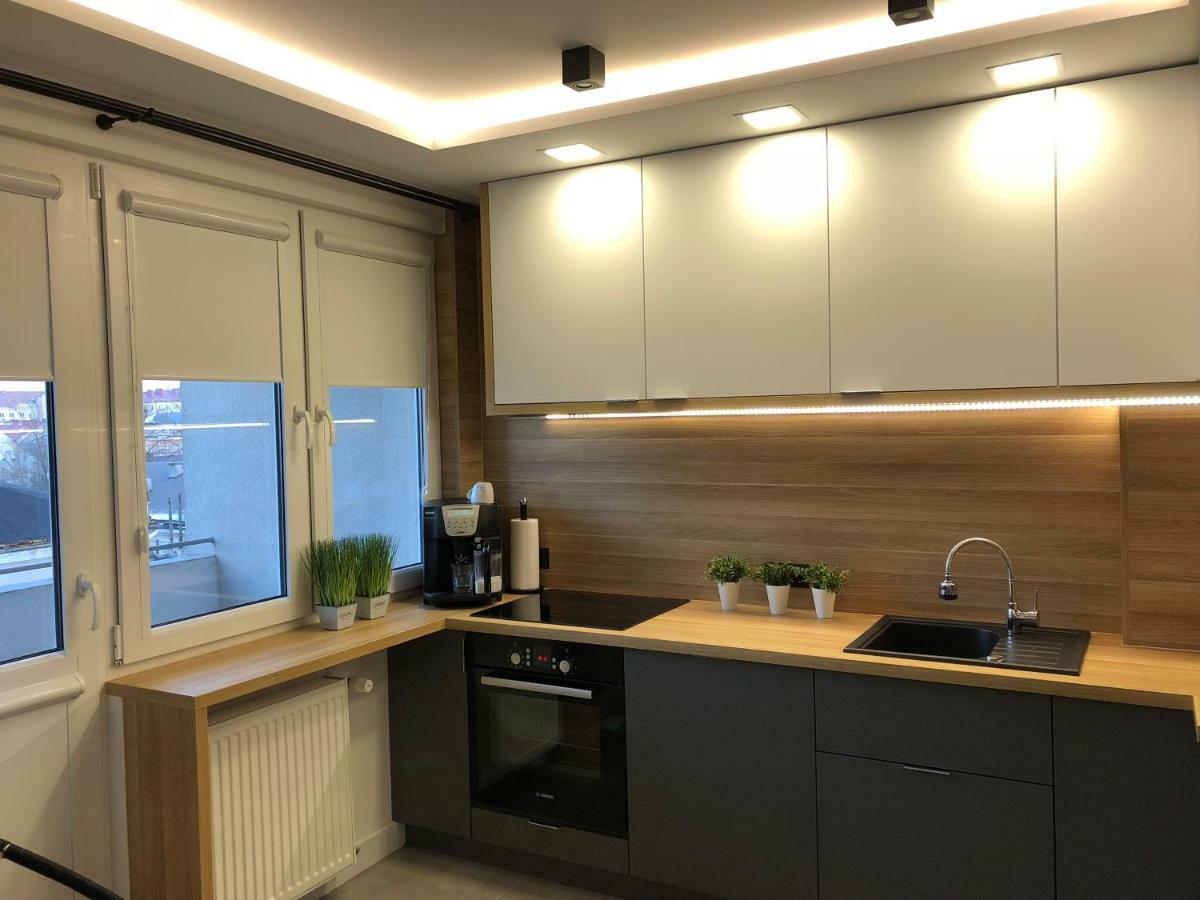 Family & Business Sauna Rynek Centrum Downtown - 2 Bedroom With Private Sauna, Balcony, Parking
